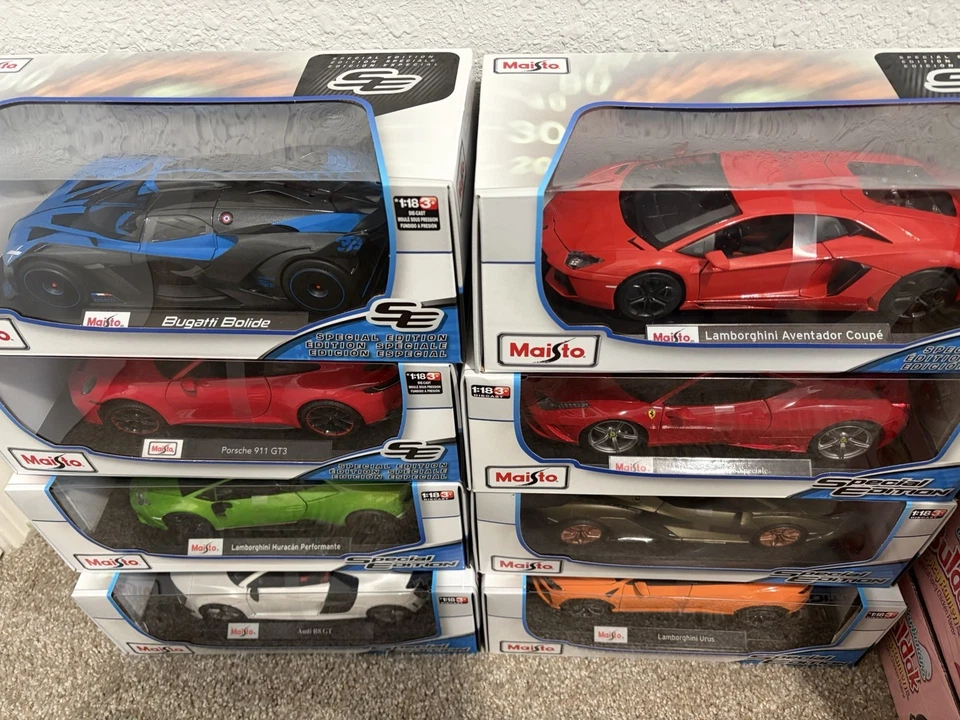 Modelo de coche Maisto Toy de fábrica de metal fundido a presión escala 1:18 Foto 2 de 2