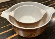 Vintage Pyrex Old Orchard Fruit Casserole Dishes - Set of 2 w/1 lid