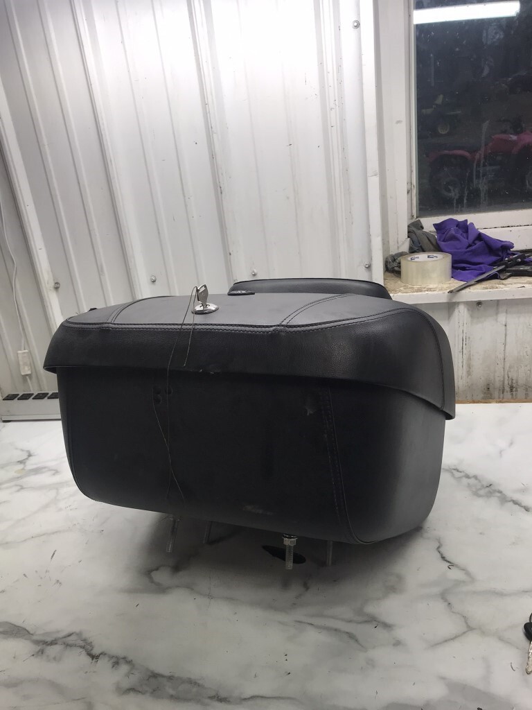 07 Yamaha XV1900 XV 1900 A Roadliner Rear Back Trunk Storage Box