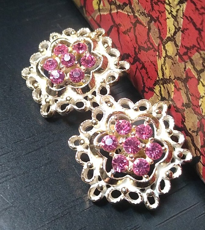 Unsigned LISNER? Pink Rhinestone, White Enamel, G… - image 1