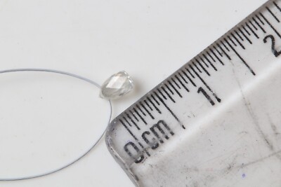 Diamant Brut Naturel Briolette 0.77 Carats – Percé Blanc Transparent, Qualité Industrielle