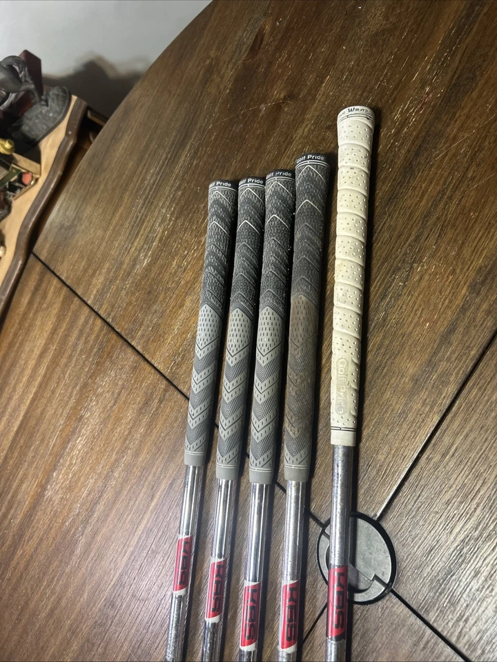 Juego de ejes de hierro Cobra Kingf7 6,8,9,P,G derecha KBS Tour 105r Foto 3 de 4