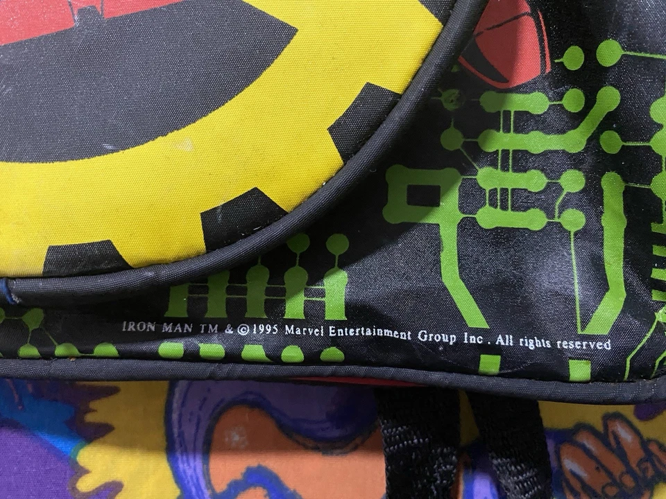 Mochila de colección 1995 Marvel Entertainment serie animada Iron Man máquina de guerra Foto 2 de 4