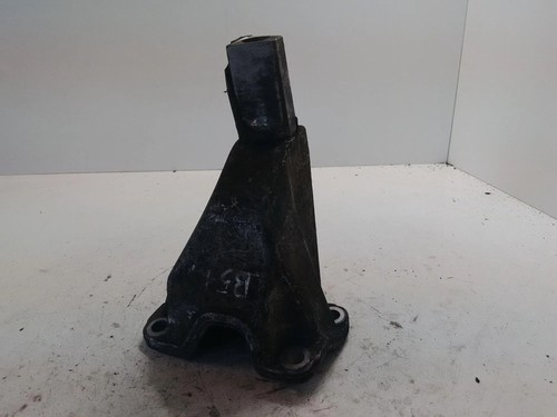 VW PASSAT Variant B5 3B5 Getriebehalter 8D0399113AB 1.90 Diesel 81kw 28376698