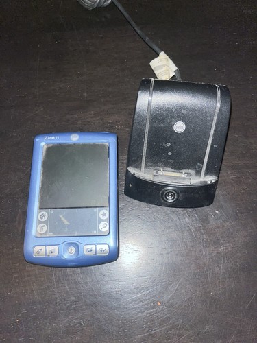 Palm Zire 71 Blue Handheld 0.3MP 320x320 Touchscreen TI Tech 144NHz PALM OS PDA - Picture 10 of 12