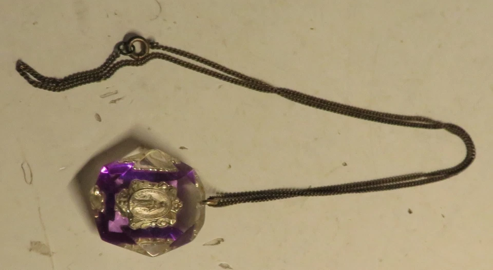 VINTAGE VIRGIN MARY RELIGIOUS PRAY STERLING PURPLE CATHOLIC Pendant 18" Necklace - Image 2 of 4