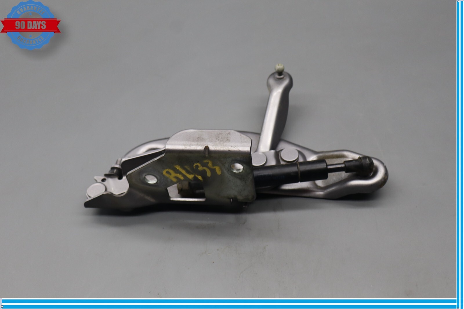 Bentley Continental Flying Spur 2003-2012 Right Engine lid hinge P/N 3W0823302B