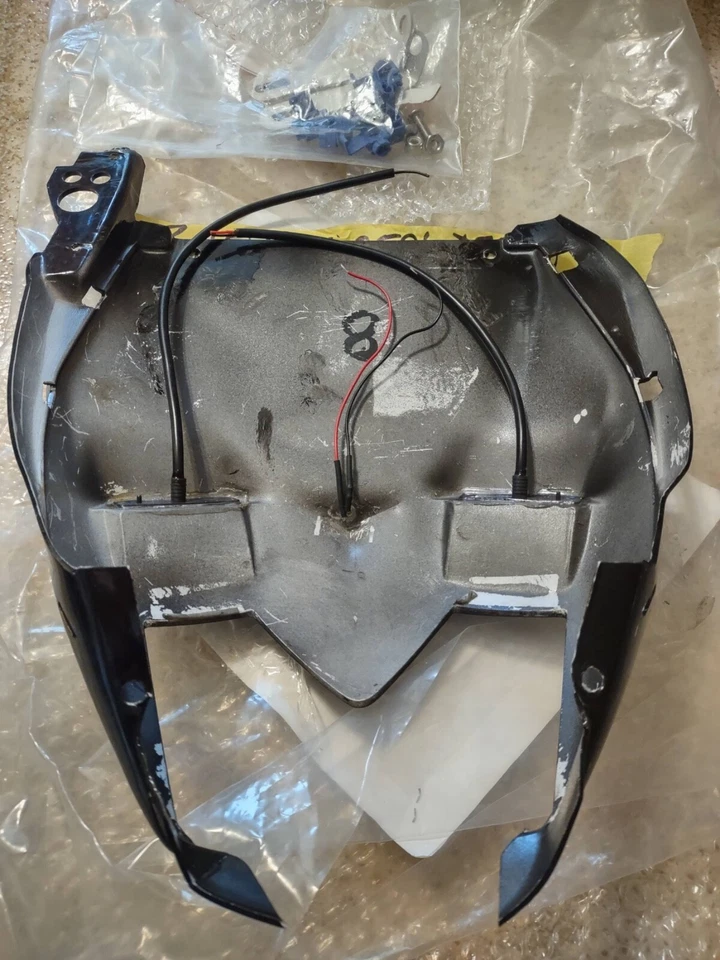 Hotbodies Racing SPORTBIKE SBK ZX6R Gloss Black ABS Undertail Built-In LED NINJA - Image 3 of 4