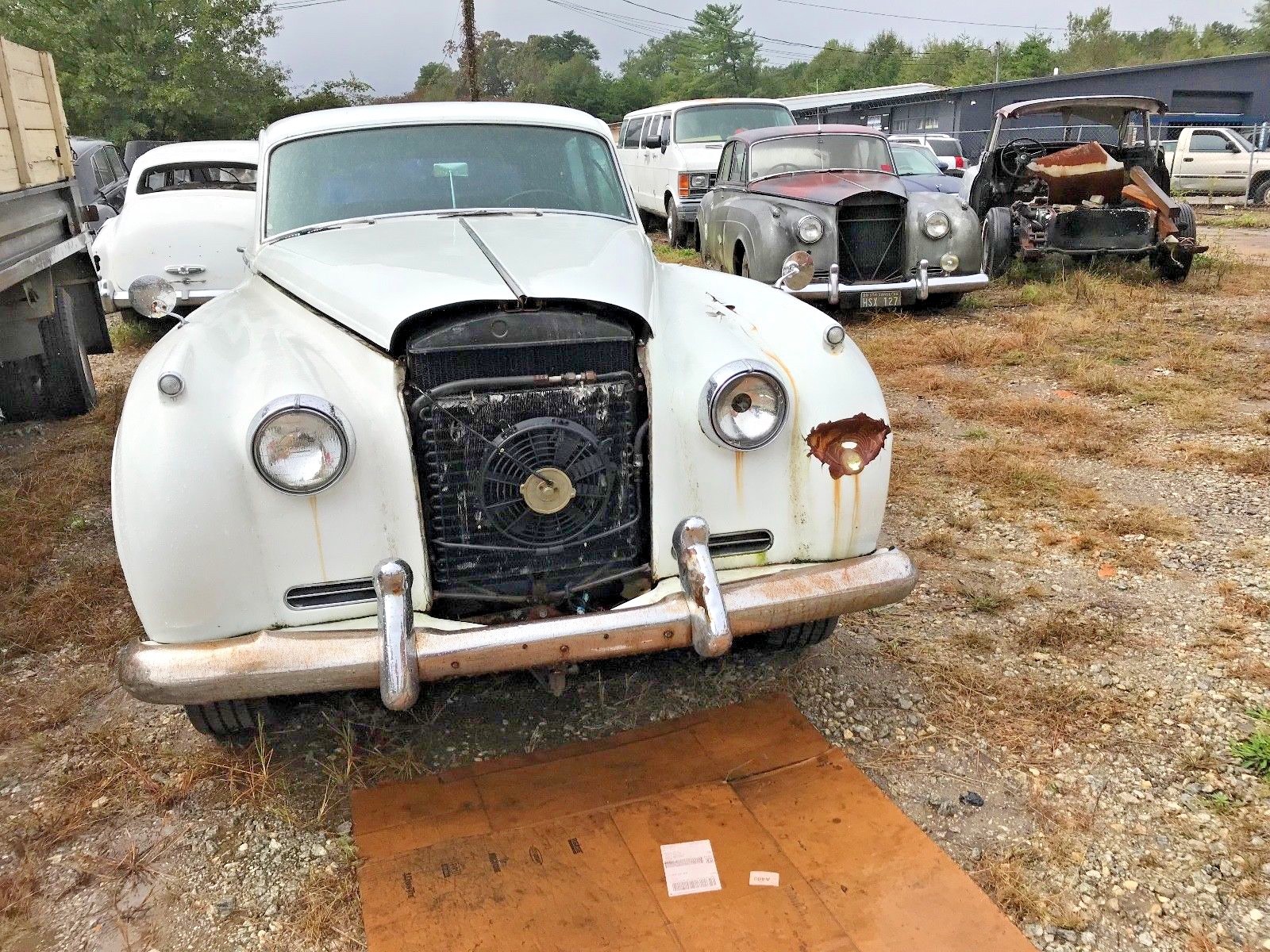 ROLLS ROYCE SILVER CLOUD BENTLEY, DOOR TREAD. LARGEST 1946-65 INVENTORY ON EARTH