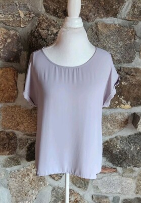 Pink Rose Blouse Women Large Lightweight Round Neck Top Zipper Light Gray