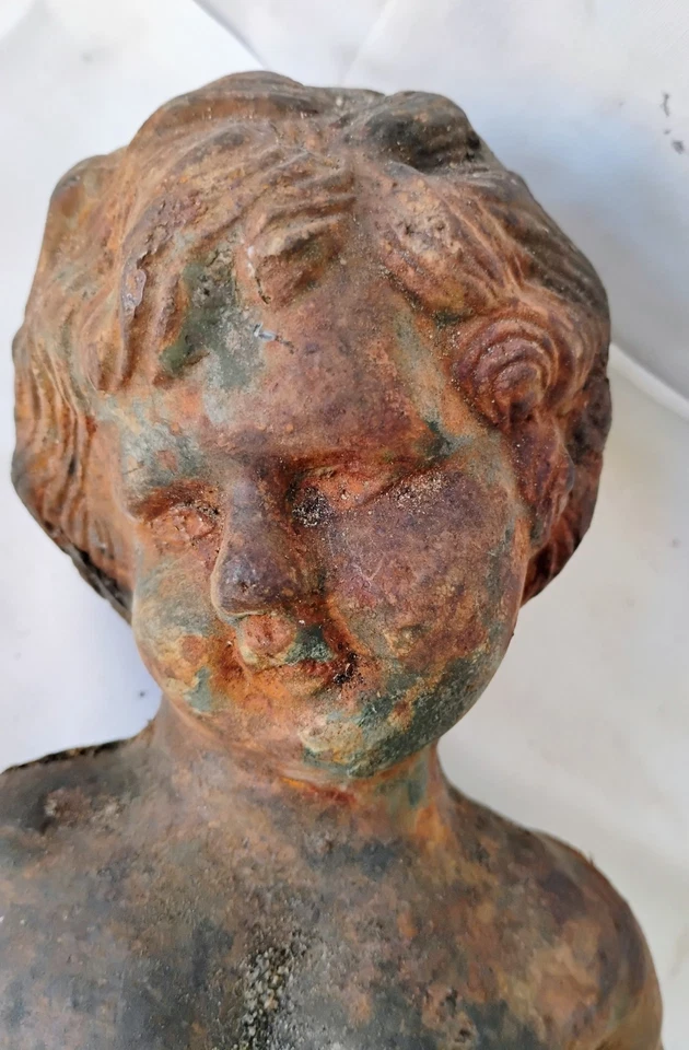 Querubim de ferro fundido estilo antigo pesado 10" de altura como está - Imagem 2 de 4