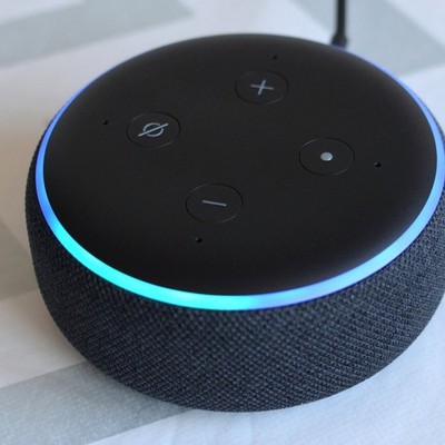 Amazon Echo Dot 3rd Generation w/ Alexa Smart Speaker Charcoal Used
