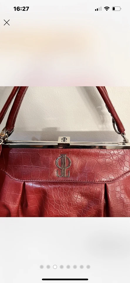 Jennifer Lopez Red Vintage Shoulder Handbag, Rare, Excellent Condition - Image 3 of 4