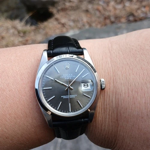 VINTAGE ROLEX OYSTER PERPETUAL DATE REF 1500 CAL 1570 26JEWELS MEN`S WATCH