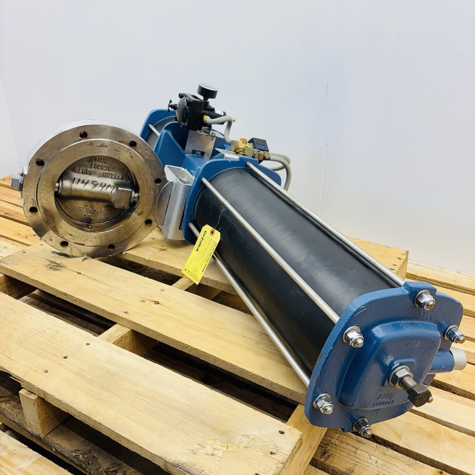 DeZURIK 8" 150# BHP 316 SS Butterfly Valve with Actuator & Controls