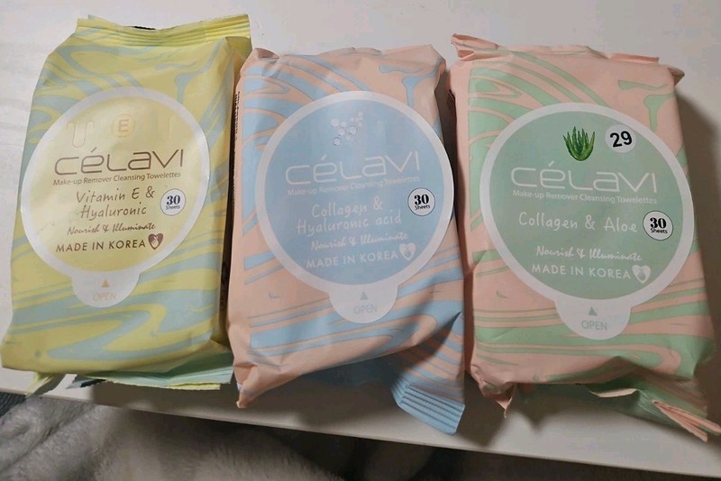 Célavi Cleansing Towelettes Lot -3 Collagen & Vitamin E & Hyaluronic And Aloe 
