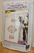 Jack Dempsey Perle Edge Pillowcases Stamp Hand Embroidery STAR FLOWER BOUQUET