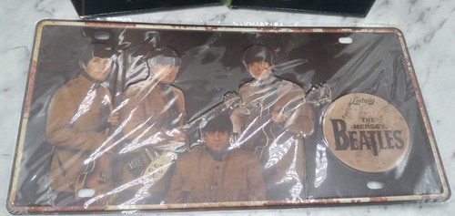 THE BEATLES X 2 COFFEE MUGS (NEW) & BONUS TIN SIGN - Picture 8 of 10