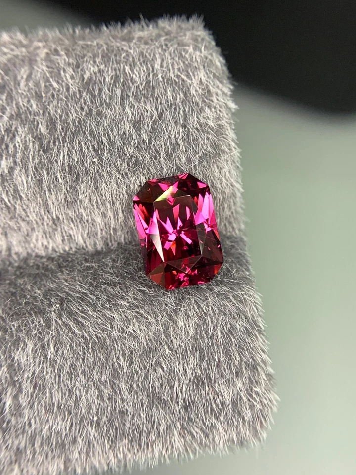 Stunning Top Quality Natural Malaya Garnet Gemstone 2.38 CTs. Origin Mozambique. - Image 2 of 3
