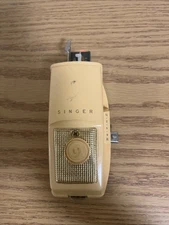 SINGER Sewing Machine BUTTONHOLE ATTACHMENT 489500 SLANT Shank Vintage