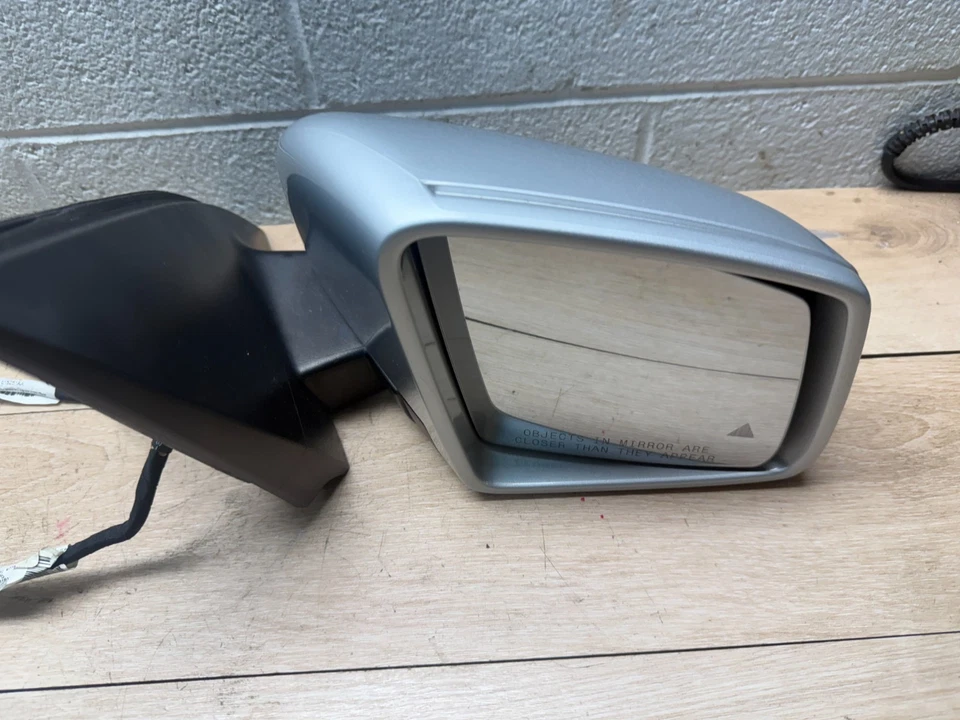 MERCEDES BENZ GL550 13-19 OEM FRONT RIGHT PASSE DOOR MIRROR BLIND SPOT CAMERA - Image 2 of 4