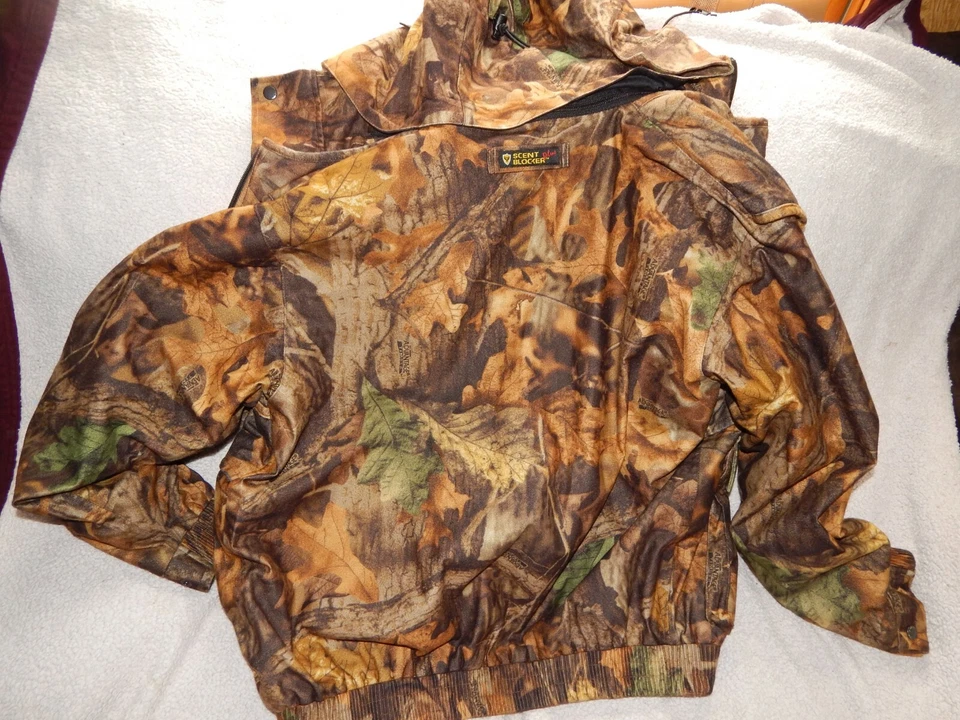 Scent Blocker Plus Frontier Jacket Hooded Hunting Camo Real Tree Safety Vest L - Image 3 of 4