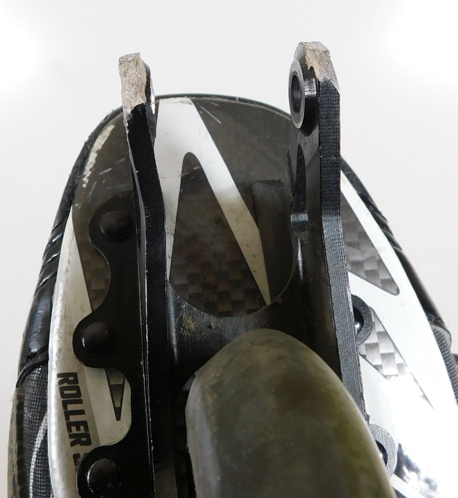 MISSION INHALER DS3 Mens 8 Inline Roller Hockey Skates eBay