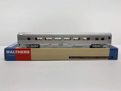 HO Walthers 85' Budd 46-Seat Coach Car Train #932-6312 Rock Island.