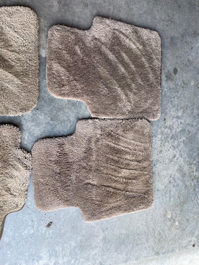 JAGUAR XJ8 VANDEN PLAS XJ X350/358 LAMBWOOL FLOOR MATS OEM SET 2004