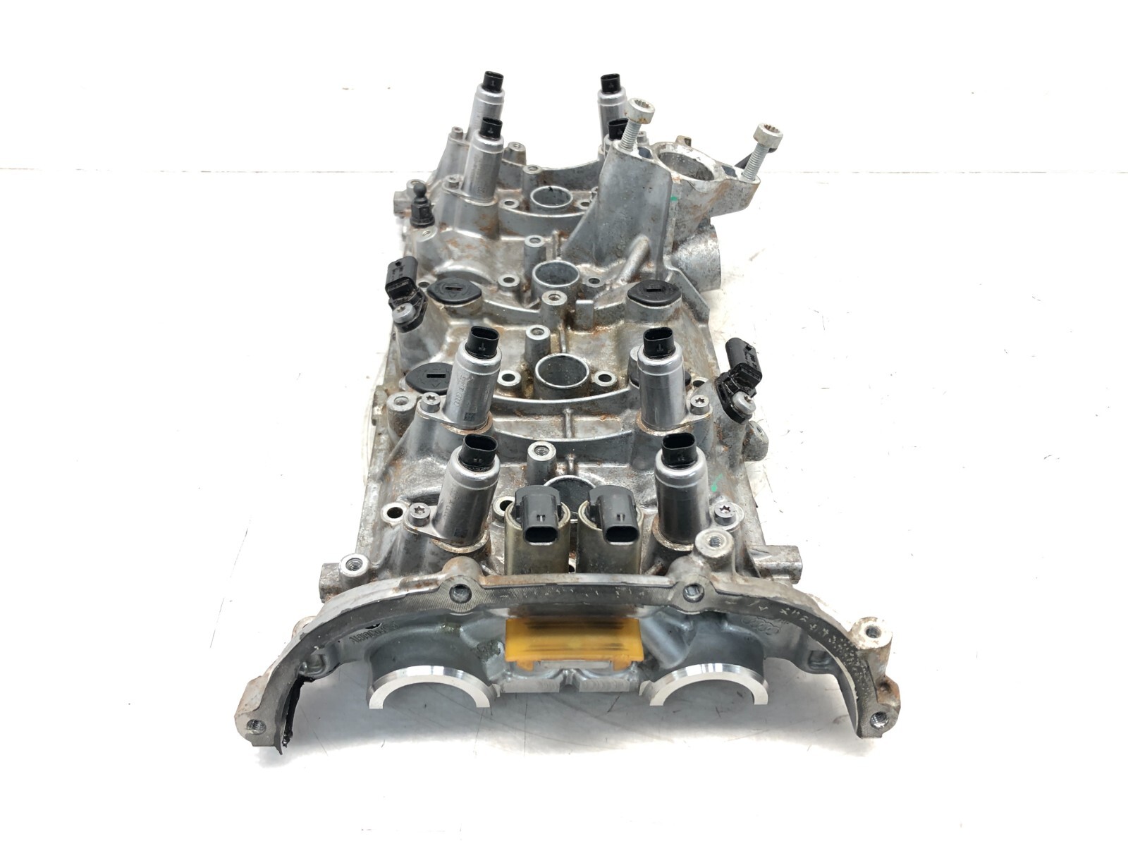 2014-2018 BENTLEY FLYING SPUR 4.0L V8 LEFT DRIVER SIDE CYLINDER HEAD VALVE COVER