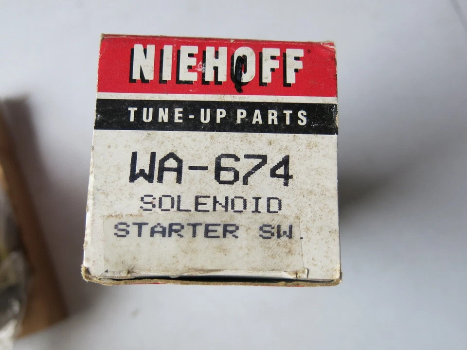 Interruptor de arranque solenoide Niehoff WA674 para Nissan Datsun '82-'88 Foto 3 de 3