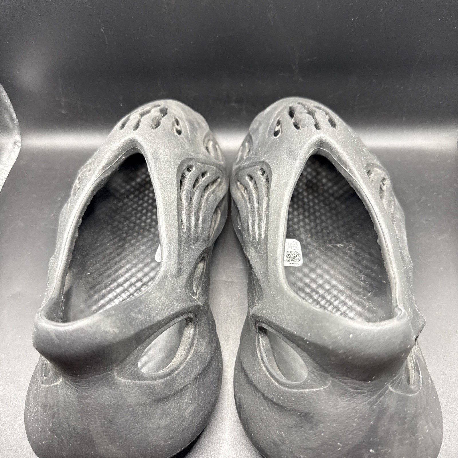 Adidas Yeezy Foam RNNR Onyx Size 8 HP8739 Men’s Black EVA Slip-On w/ Box thumbnail 9