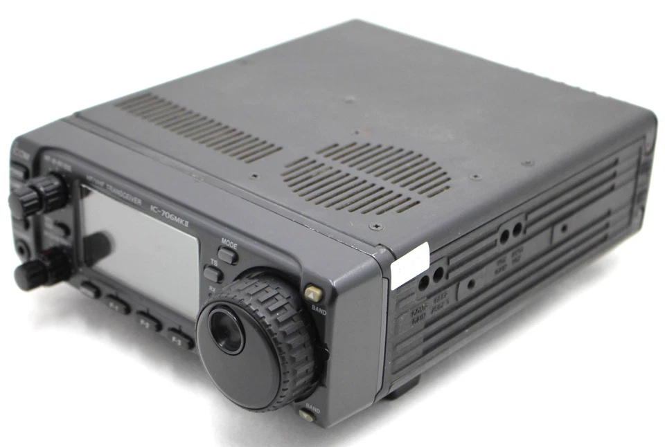 Transceptor MARS MOD ICOM IC-706 MKII HF/VHF 100W + Micrófono Buen Estado. Foto 4 de 4