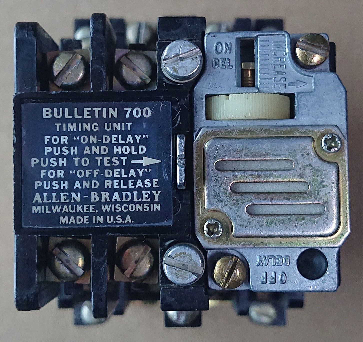 Allen-Bradley 700-NT400A1 4NO 10A 110V/120V Contactors
