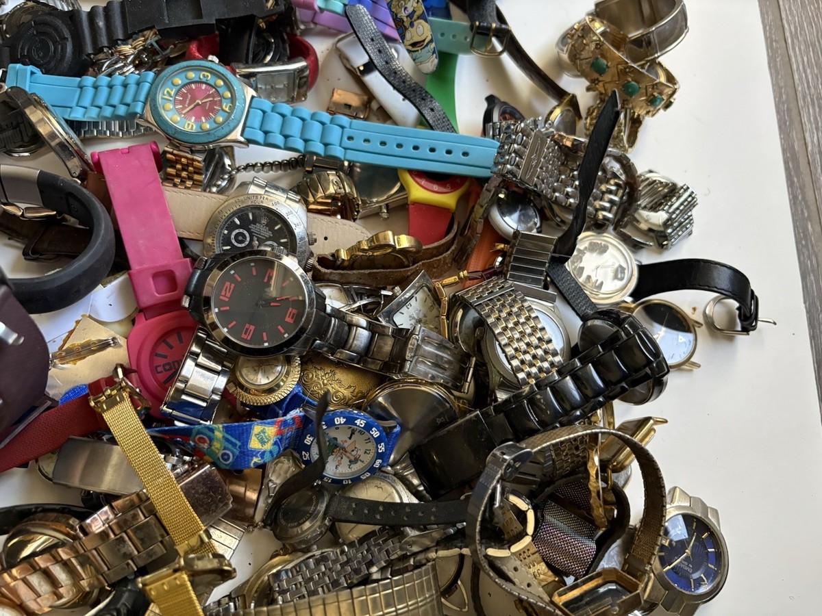 11 Pounds Assorted Watches: Untested View 6