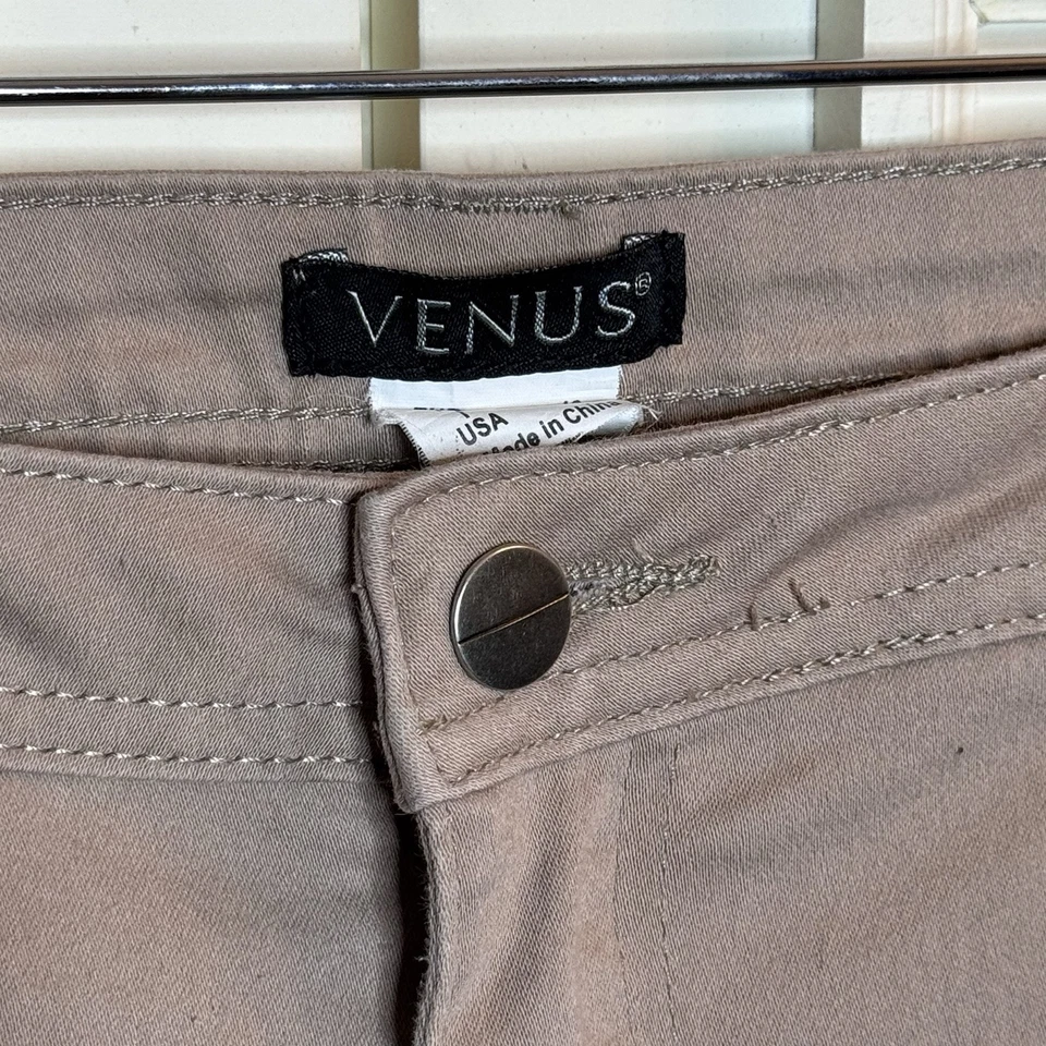 Women’s Venus Khaki Tan Stretch Bell Bottoms Flared Pants Size 10 Y2K Vintage - Image 2 of 3