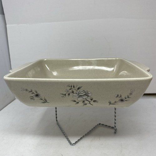 Stoneware Southampton Collection Gray Speckled Floral Square Casserole 9” Japan - Picture 1 of 13