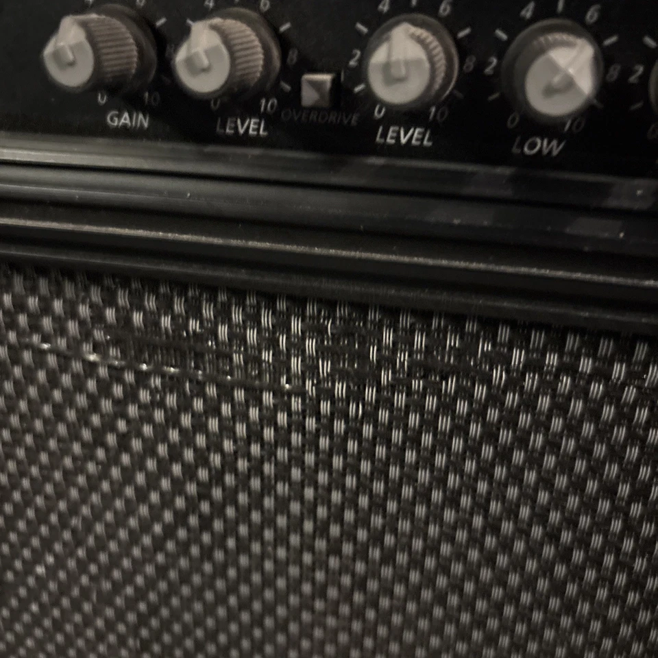 Crate Electric Guitar Amplifier. Model GX-15. 1x8". Made in USA. See Description - Image 3 of 4