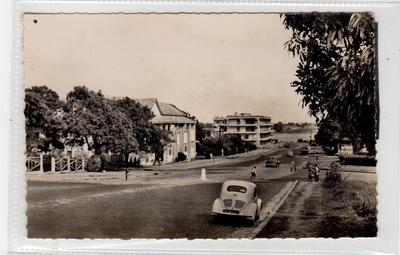 BOULEVARD ANTONETTI & L'HOTEL DES POSTES, ABIDJAN: Ivory Coast postcard (C30572)