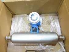 1.5" Endress Hauser Promass 83I40-CFTDACRABBAE Tri-Clamp Titanium Flow Meter NEW
