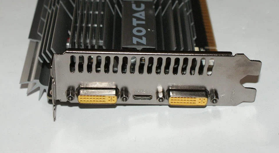 Zotac Nvidia GT610 Zone Edition 1GB Mini-HDMI/DVIx2 PCIE Graphics Card - Image 3 of 3