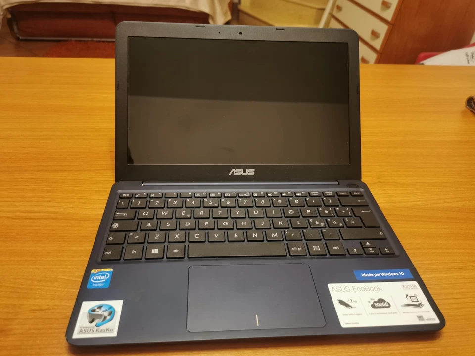 Asus Ebook X205ta ideale per Windows 10 - Immagine 2 di 4