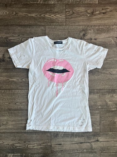 LULUSIMONSTUDIO Distressed Pink Dripping Lips Graphic Tee
