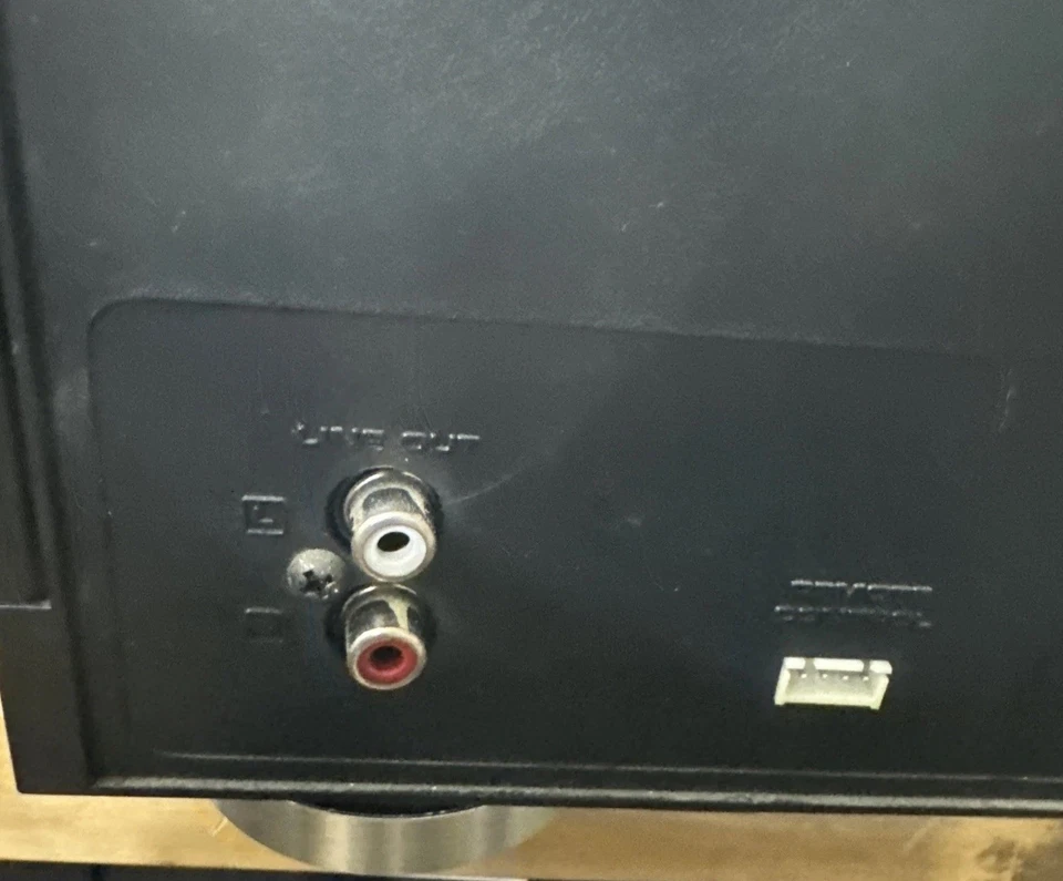 Cambiador de discos automático compacto Fisher DAC-197 (piezas/reparación) Foto 3 de 4