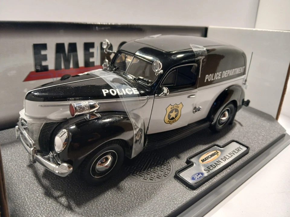 Matchbox 1940 Emergency Service Ford Police Sedan Delivery 1:18 Diecast  - Image 3 of 4