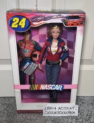 2006 NASCAR JEFF GORDON Barbie Puppe Pink Label Mattel NRFB  