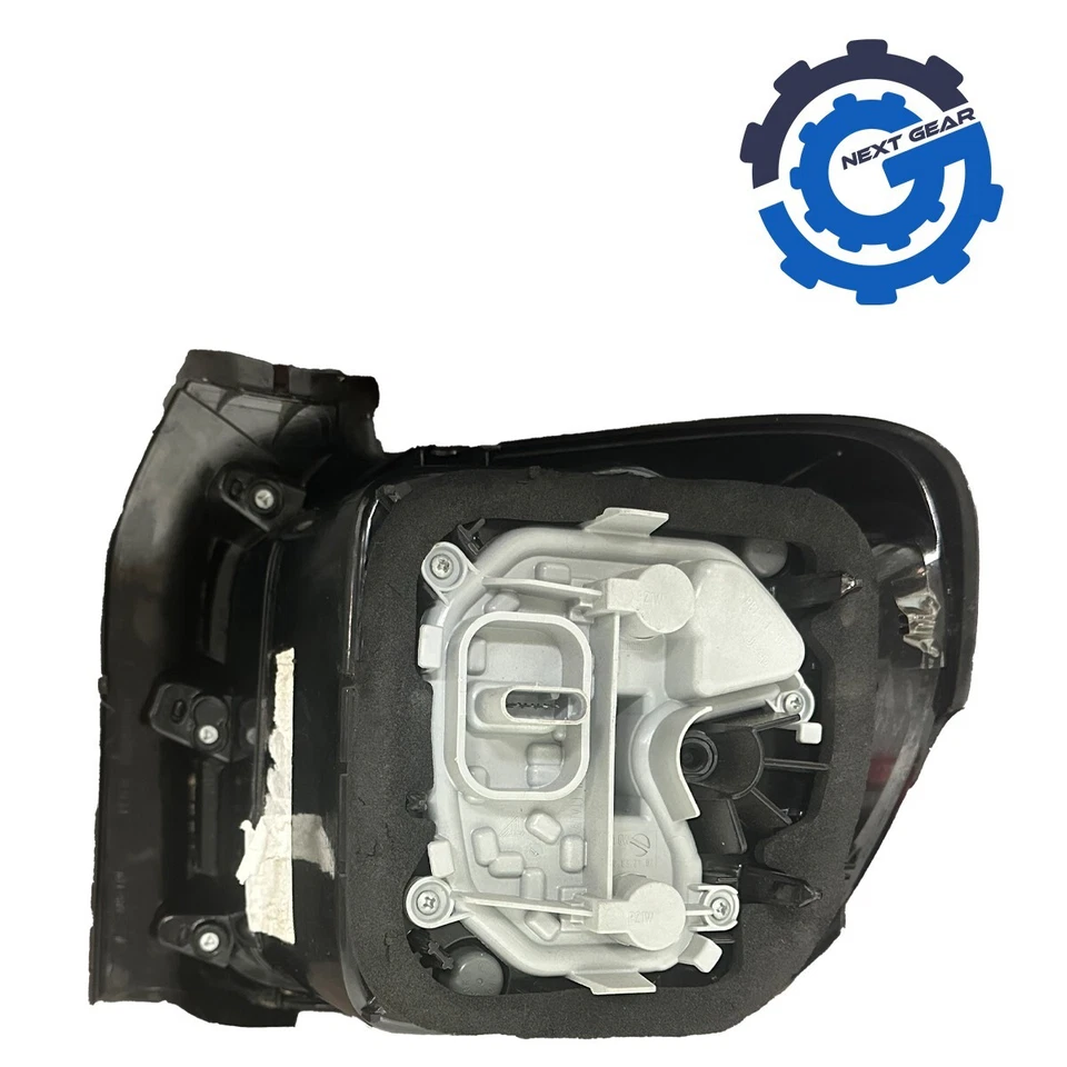 Lámpara de luz trasera izquierda OEM Mopar 2015-2018 Jeep Renegade 51953120 68256058AA Foto 2 de 3