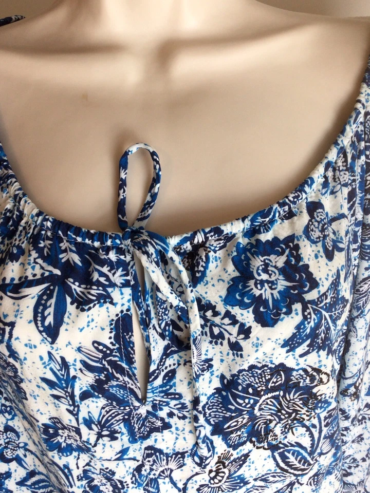 Adorable Blusa Campesina Estampada Azul Terciopelo de Graham and Spenser Odet Talla XL Foto 3 de 4