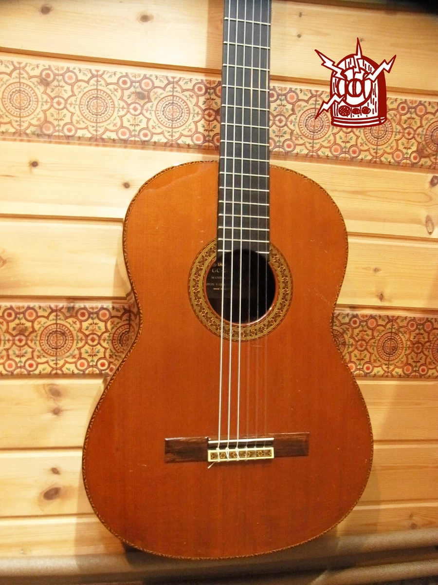 Used yamaha classical guitar deals