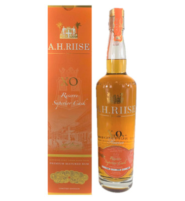 A.H. Riise XO Reserve Superior Cask Rum - 40 % Vol. / 0,7 Liter Flasche
